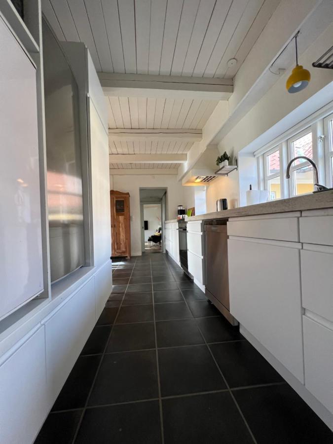 Lake View Apartment Гриннстед Экстерьер фото