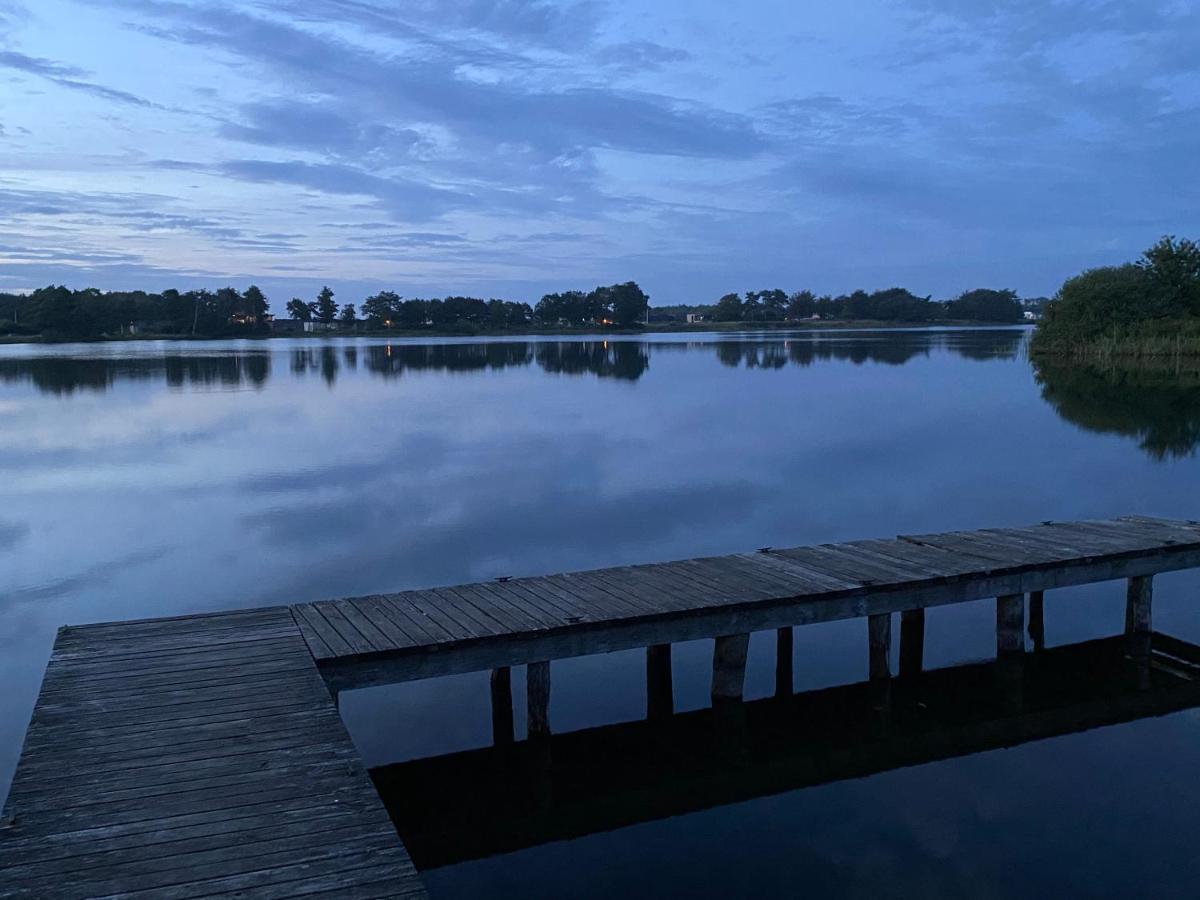 Lake View Apartment Гриннстед Экстерьер фото
